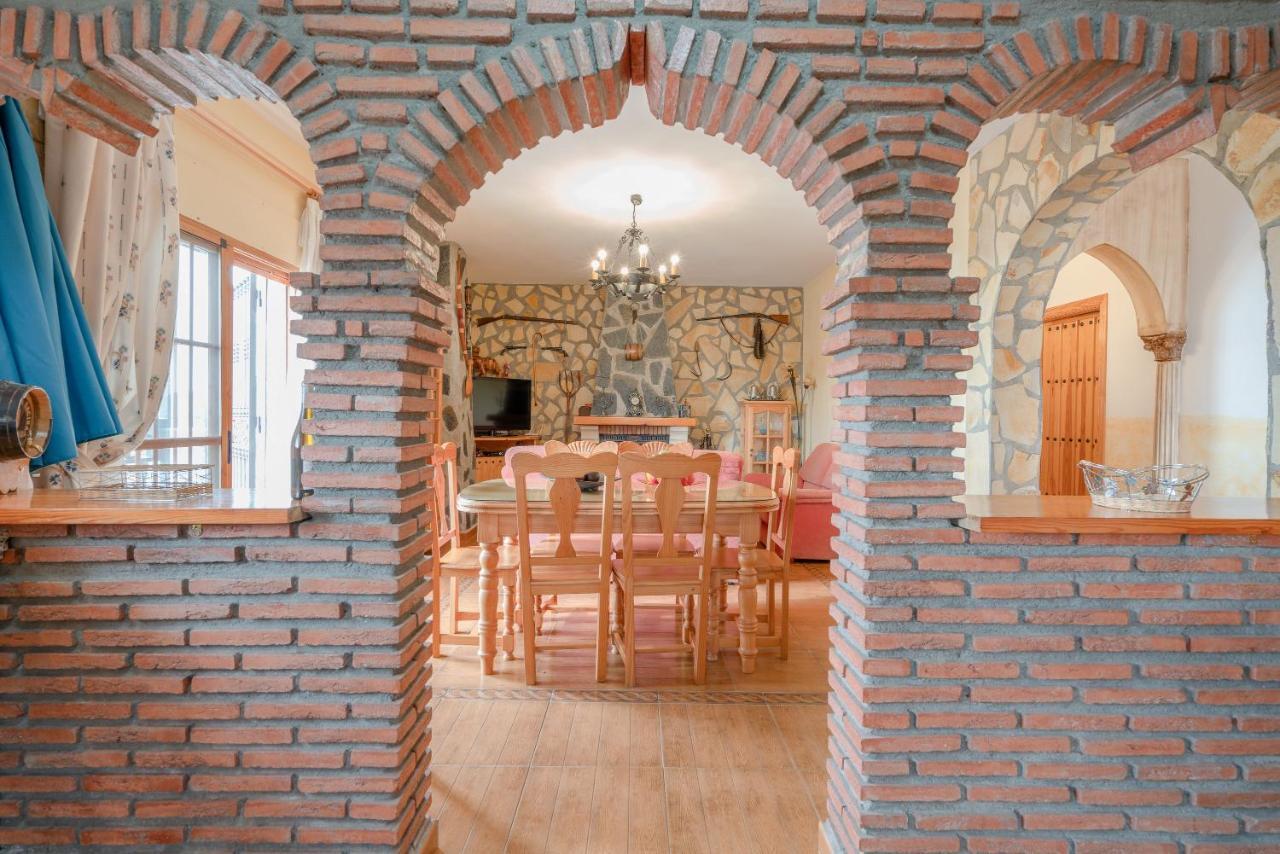 Cortijo La Encina Villa Sayalonga ภายนอก รูปภาพ