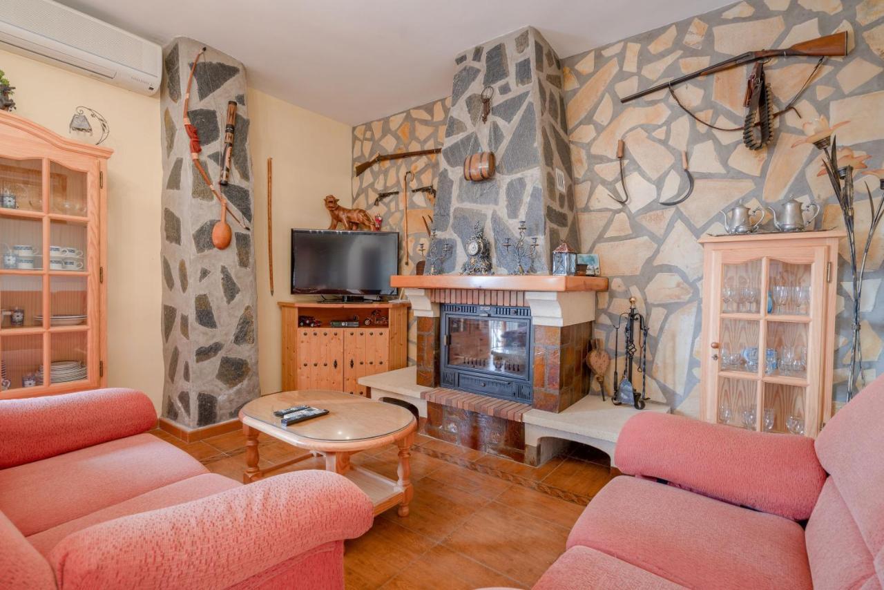 Cortijo La Encina Villa Sayalonga ภายนอก รูปภาพ